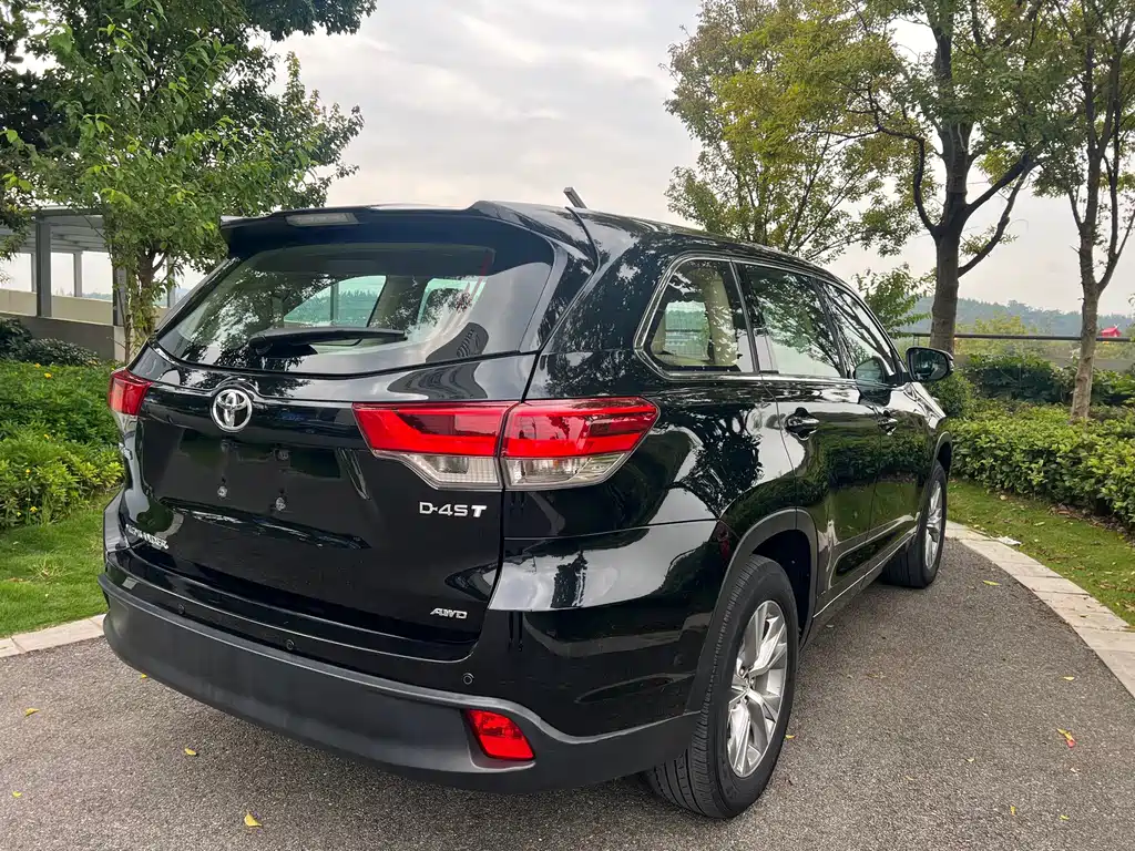 Toyota Highlander — миниатюра 15
