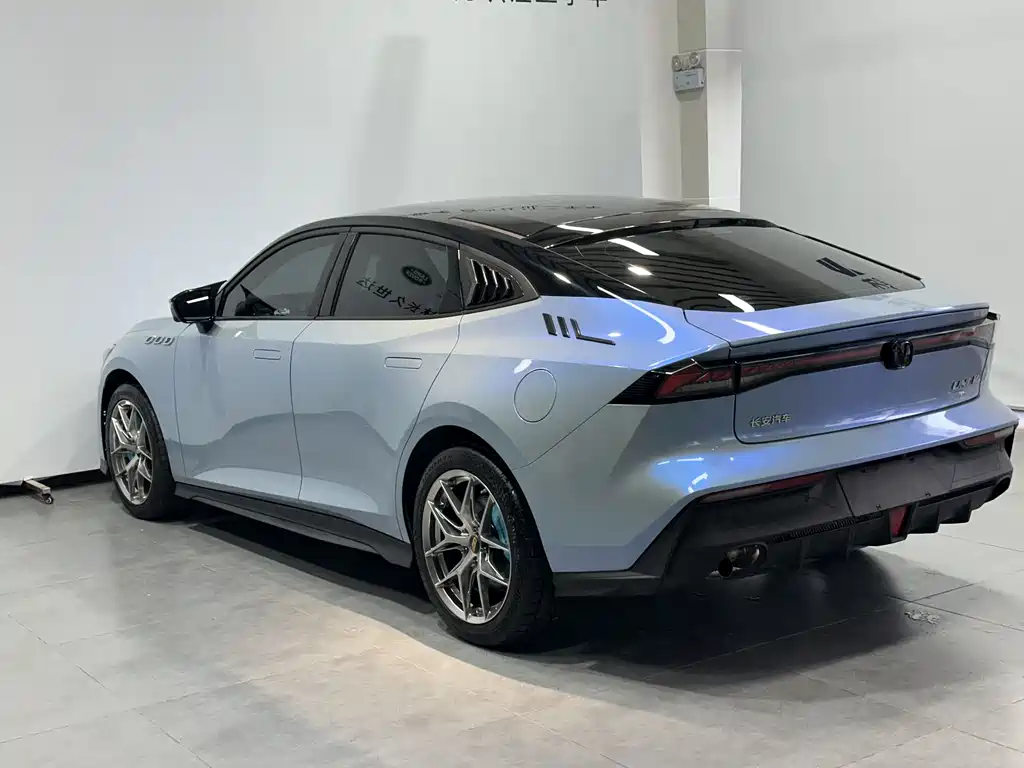 CHANGAN UNI V SMART IDD