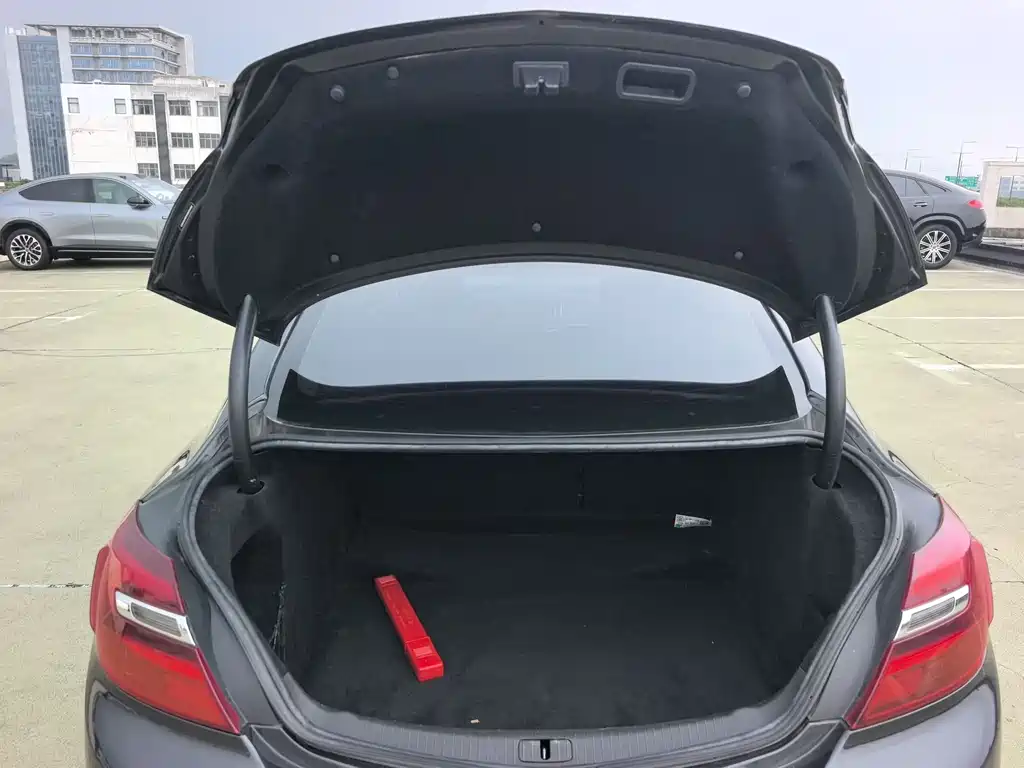 Buick Regal 2015 1.6T Lead