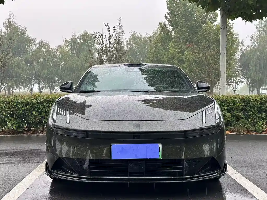 Lynk & Co 10 — миниатюра 2