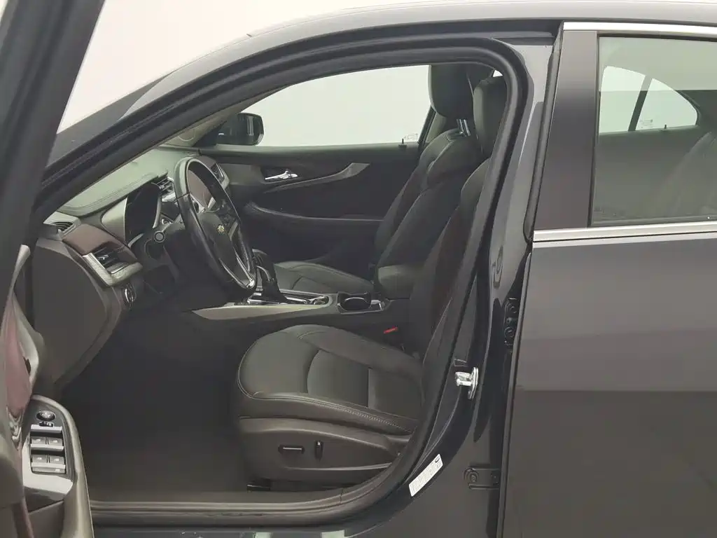 Chevrolet Malibu — миниатюра 10