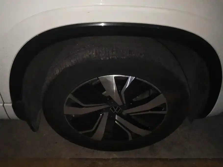 Volkswagen Tayron GTE — миниатюра 6