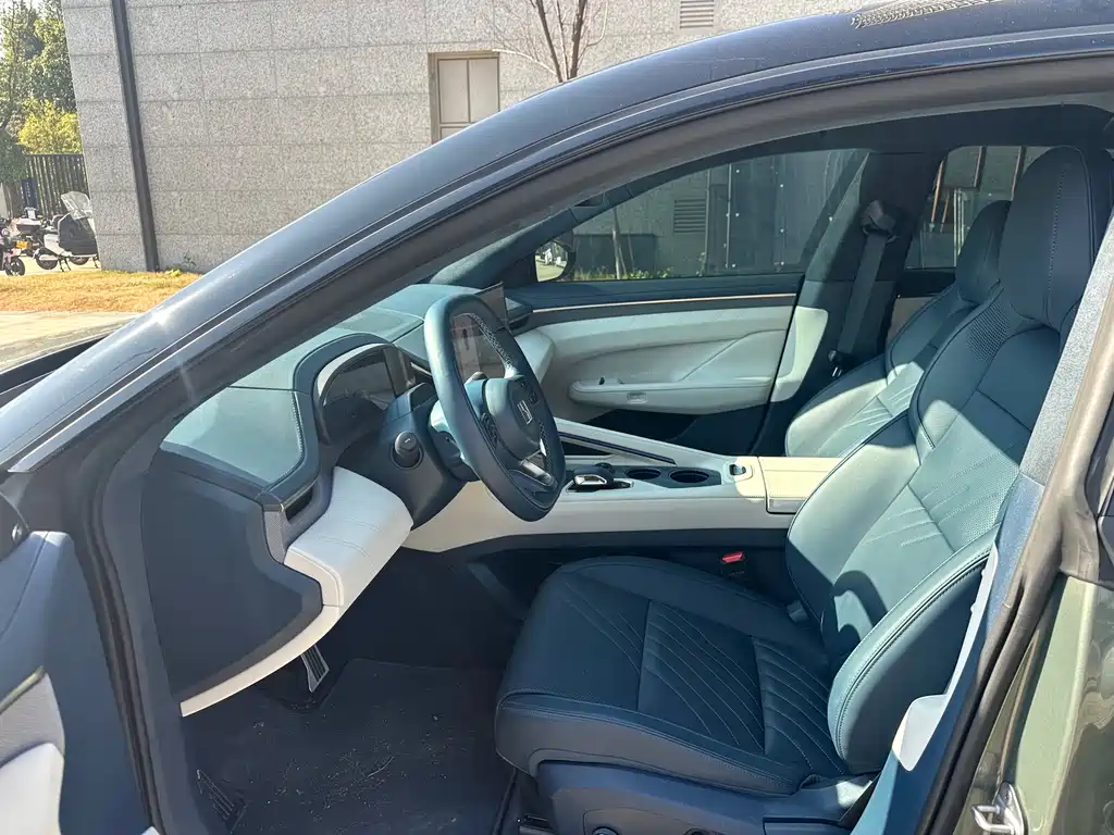 ZEEKR EXTREME KRYPTON 001