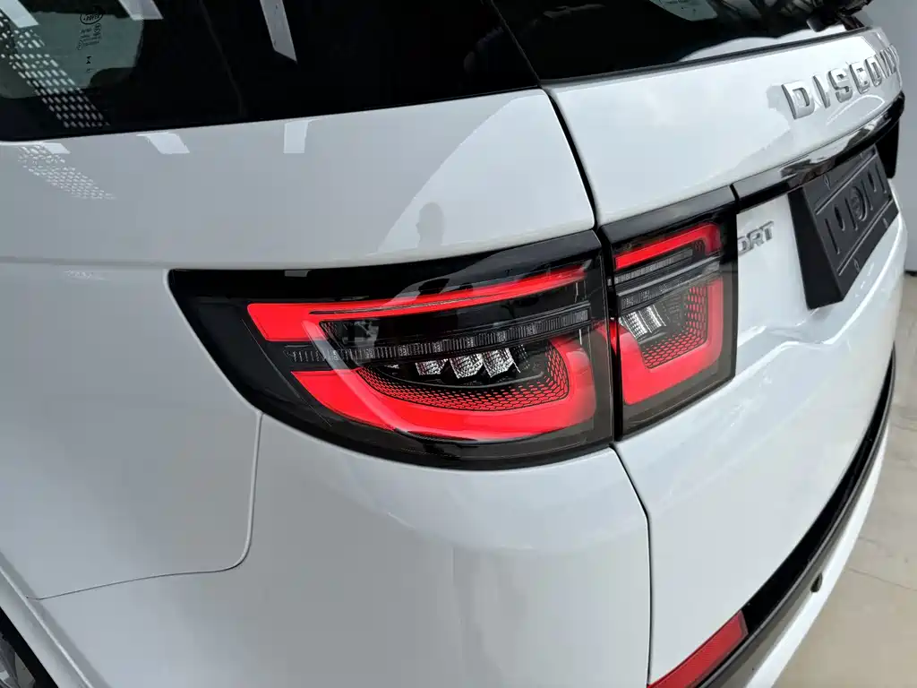 Land Rover Discovery Sport — миниатюра 9