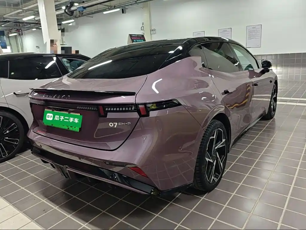 Lynk & Co 07 EM-P — миниатюра 7