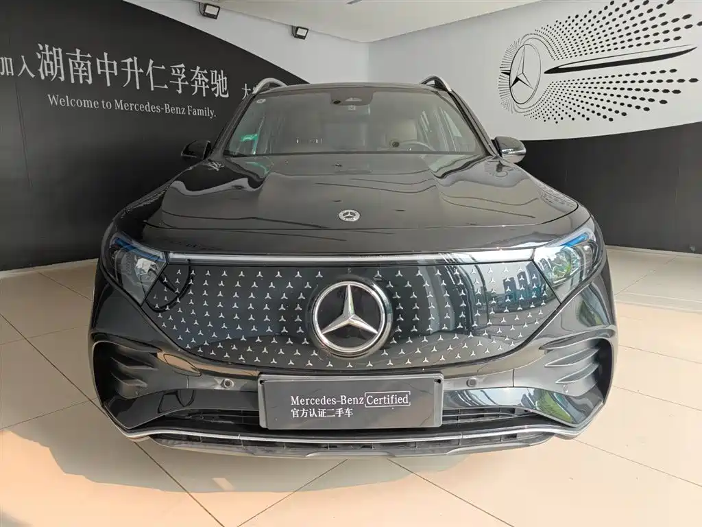 Mercedes-Benz EQB — миниатюра 2
