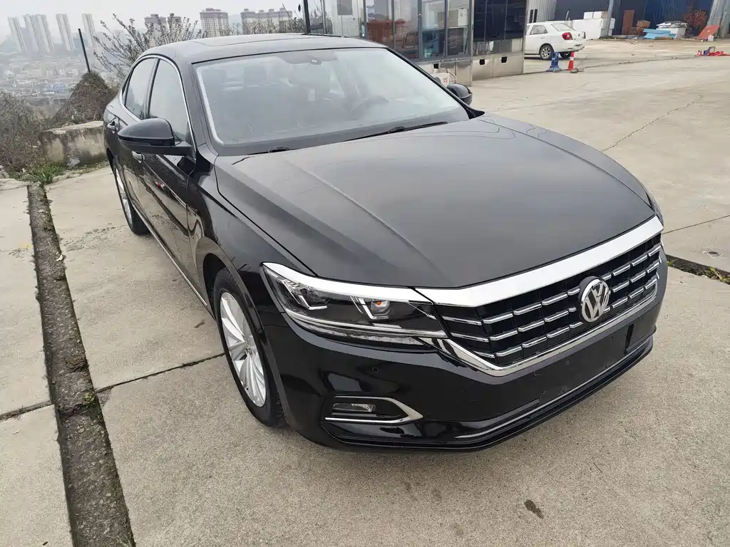 Volkswagen Passat 2019 330TSI Elite VI