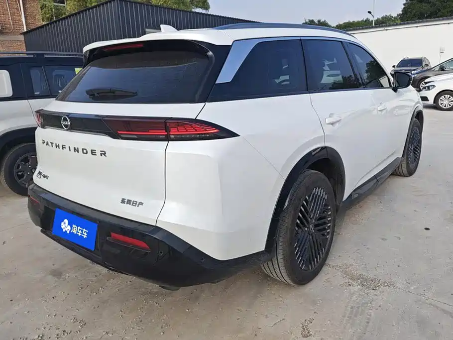 Nissan Teramont — миниатюра 3