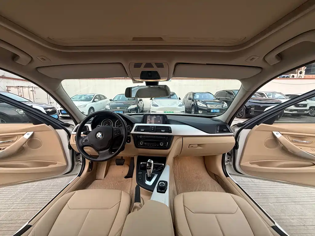 BMW 3 Series — миниатюра 4