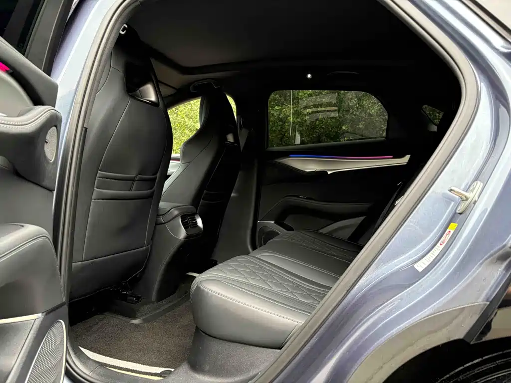 BYD Sealion 07 EV — миниатюра 17