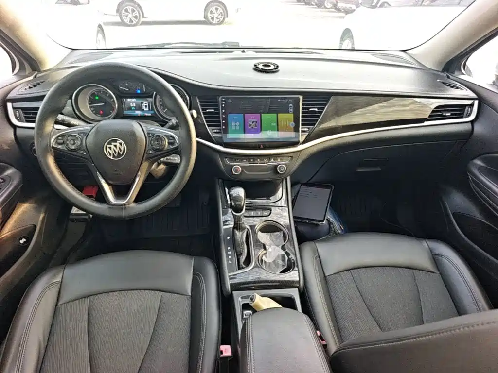 Buick Verano — миниатюра 10