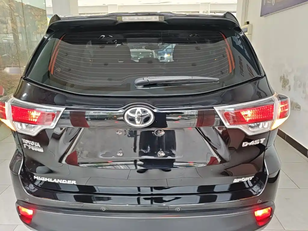 Toyota Highlander — миниатюра 6