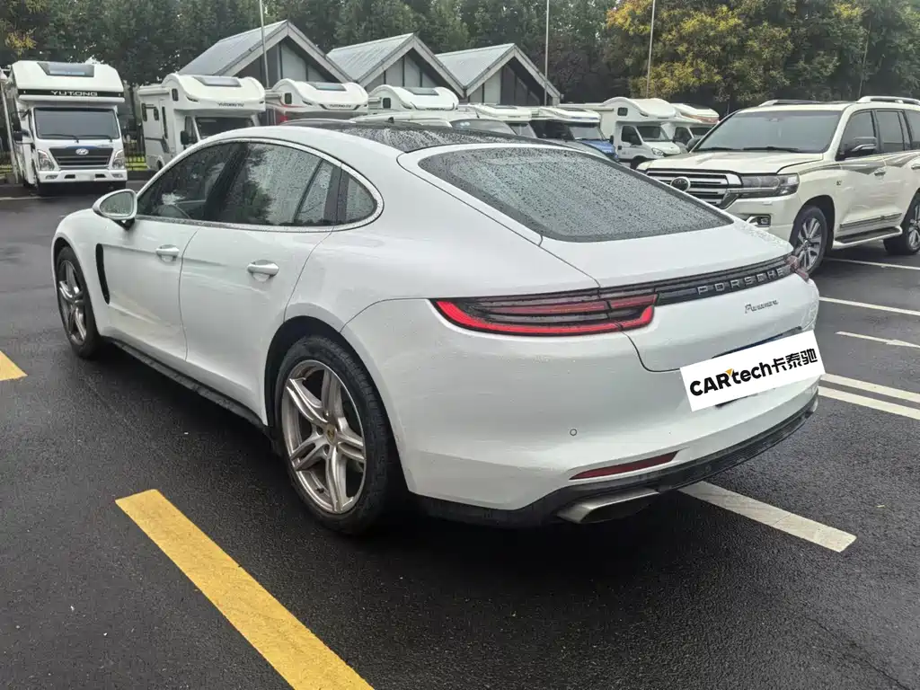 Porsche Panamera — миниатюра 5