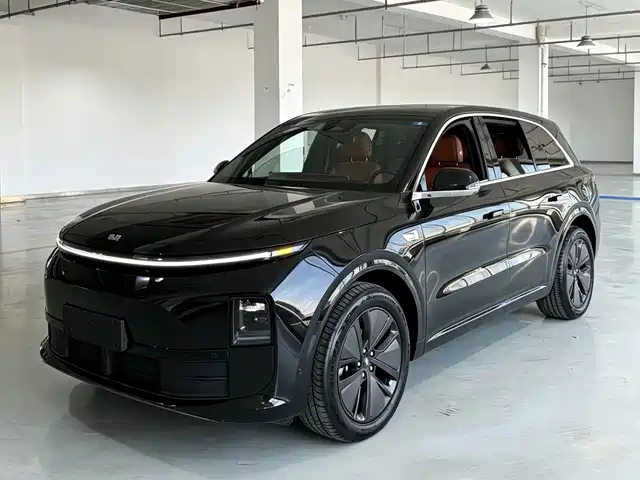 Li Auto L6