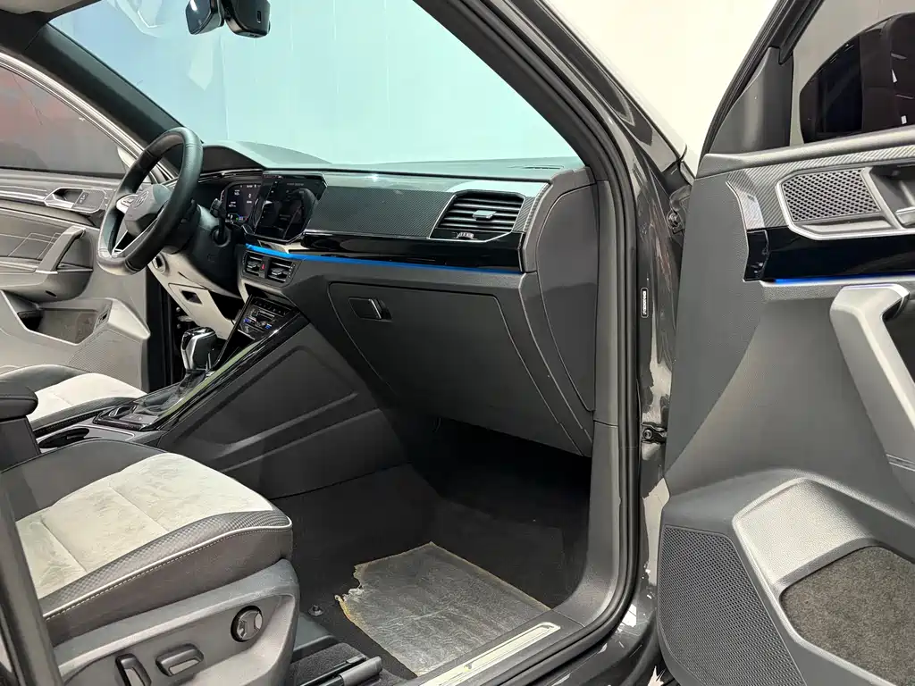Volkswagen X — миниатюра 9