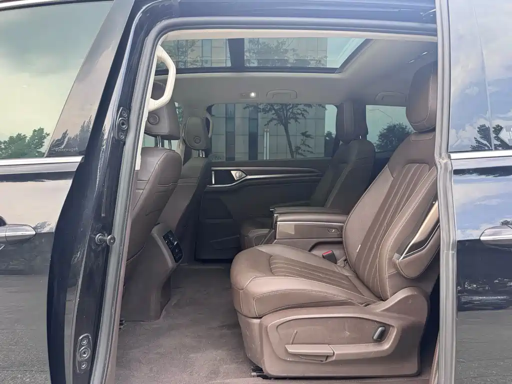 Volkswagen Viloran — миниатюра 8