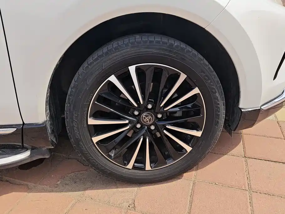 Toyota Venza — миниатюра 6