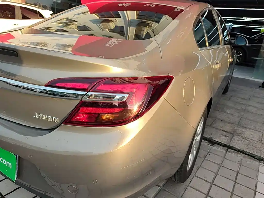 Buick Regal — миниатюра 8