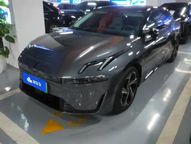 LYNK  &CO. 07 EM P 2024