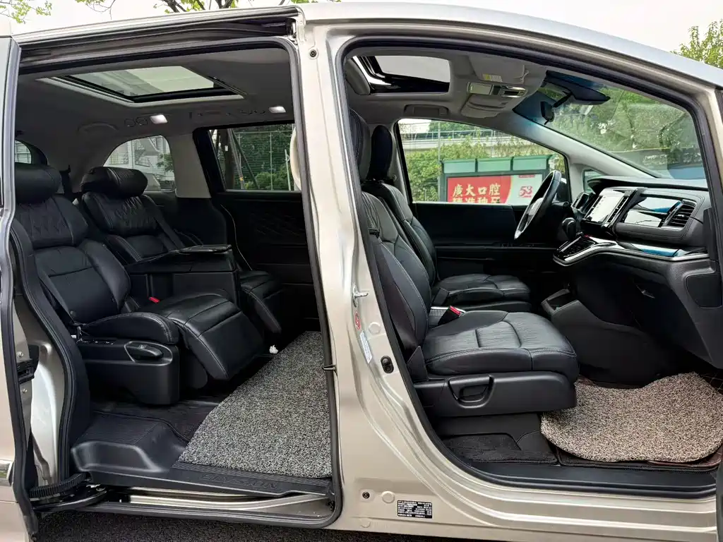 Honda Elysion — миниатюра 9
