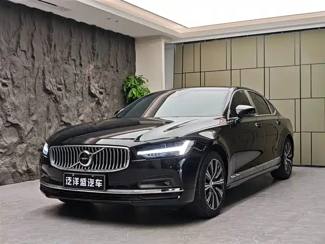 VOLVO S90 2020