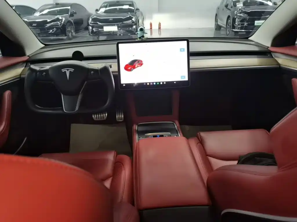 Tesla Model 3 — миниатюра 10