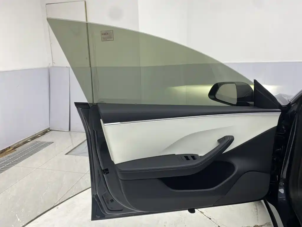 Tesla Model 3 — фотографии объявления, Фото 17