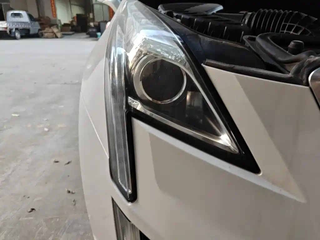 Cadillac XT5 — миниатюра 7