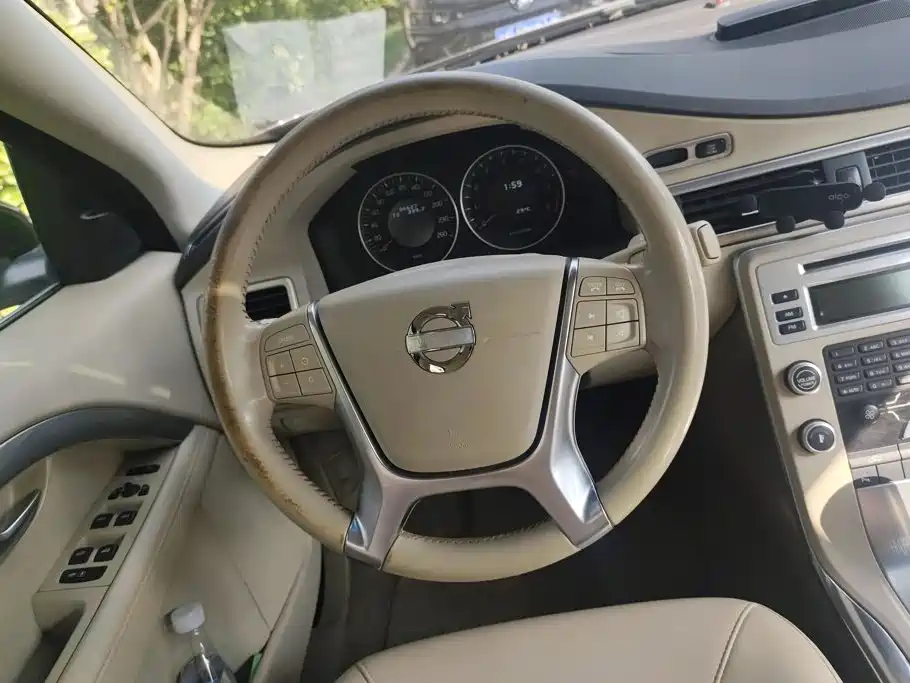 Volvo S80L — миниатюра 15