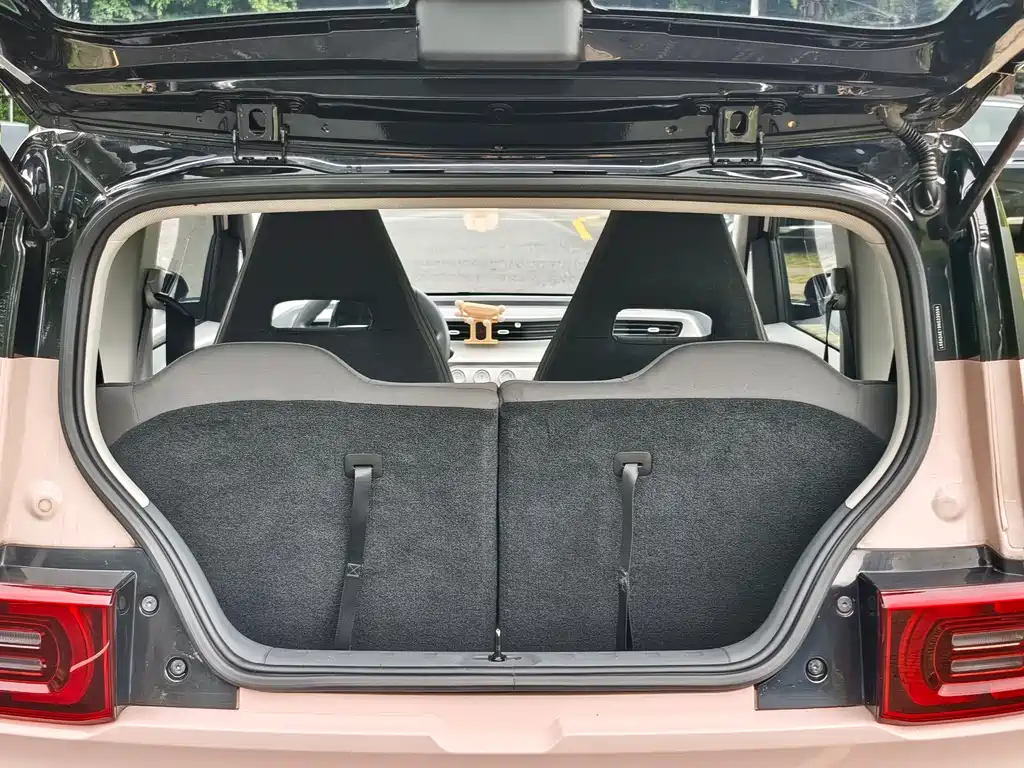 Wuling MINIEV — миниатюра 9
