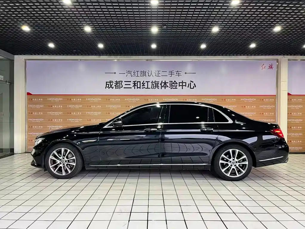 Mercedes-Benz E-Class — миниатюра 3