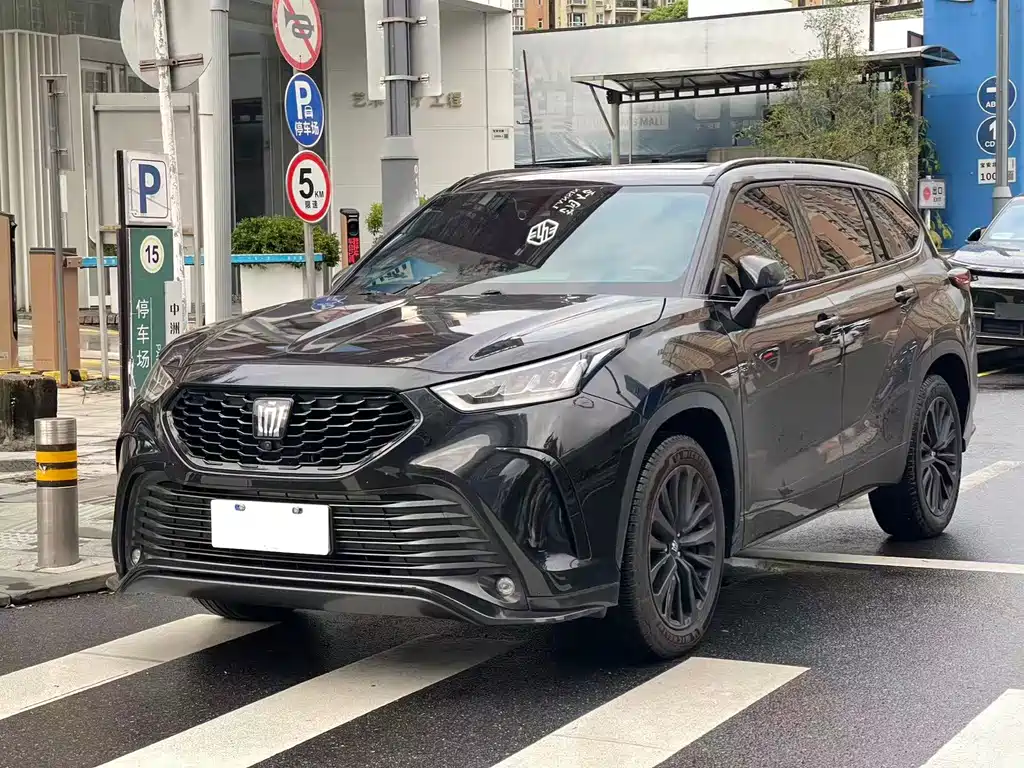 Toyota Crown Kluger