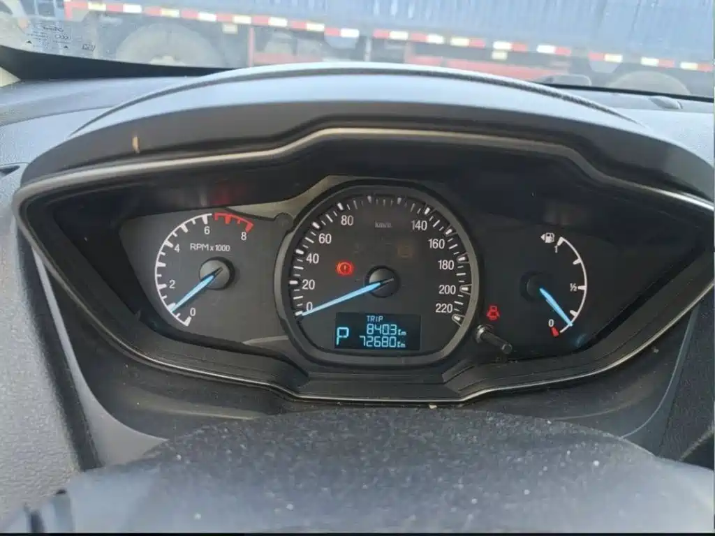 Ford Escort — миниатюра 14