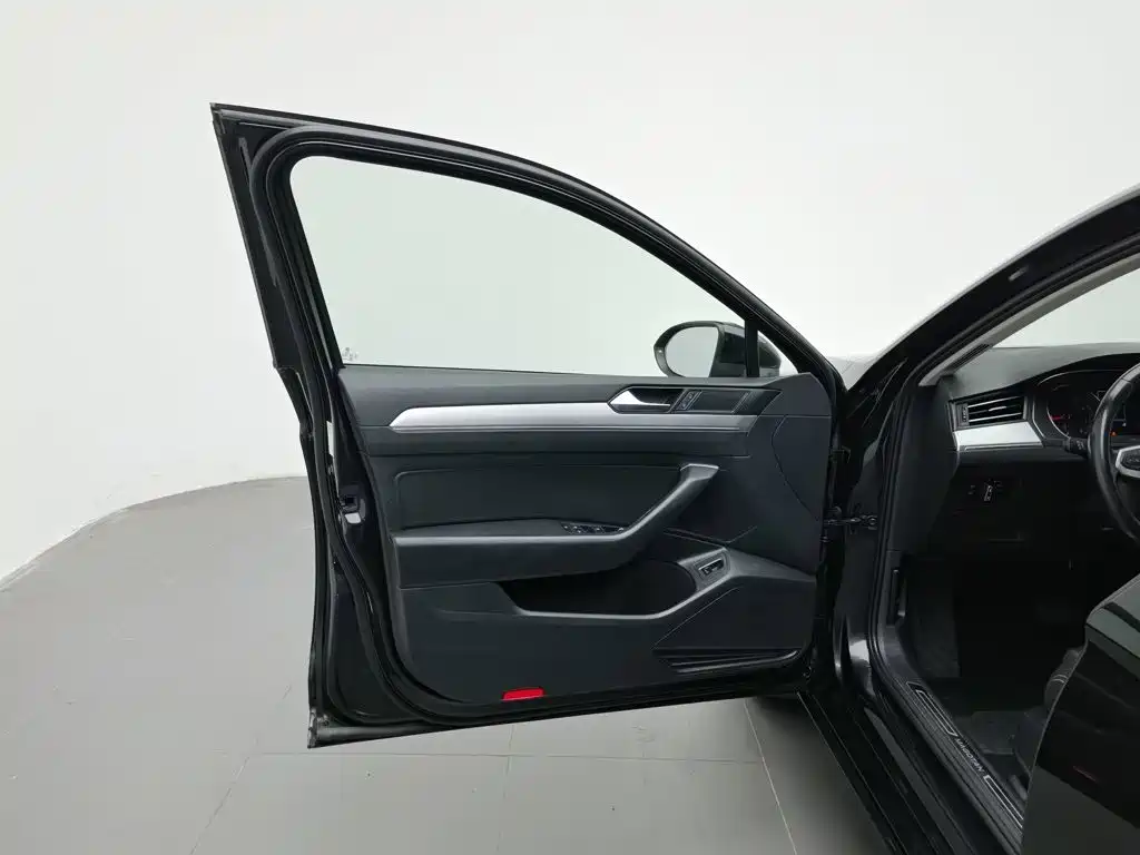 Volkswagen Magotan — миниатюра 8