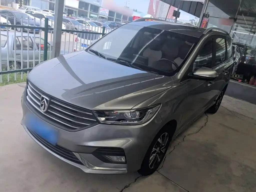 Baojun 360