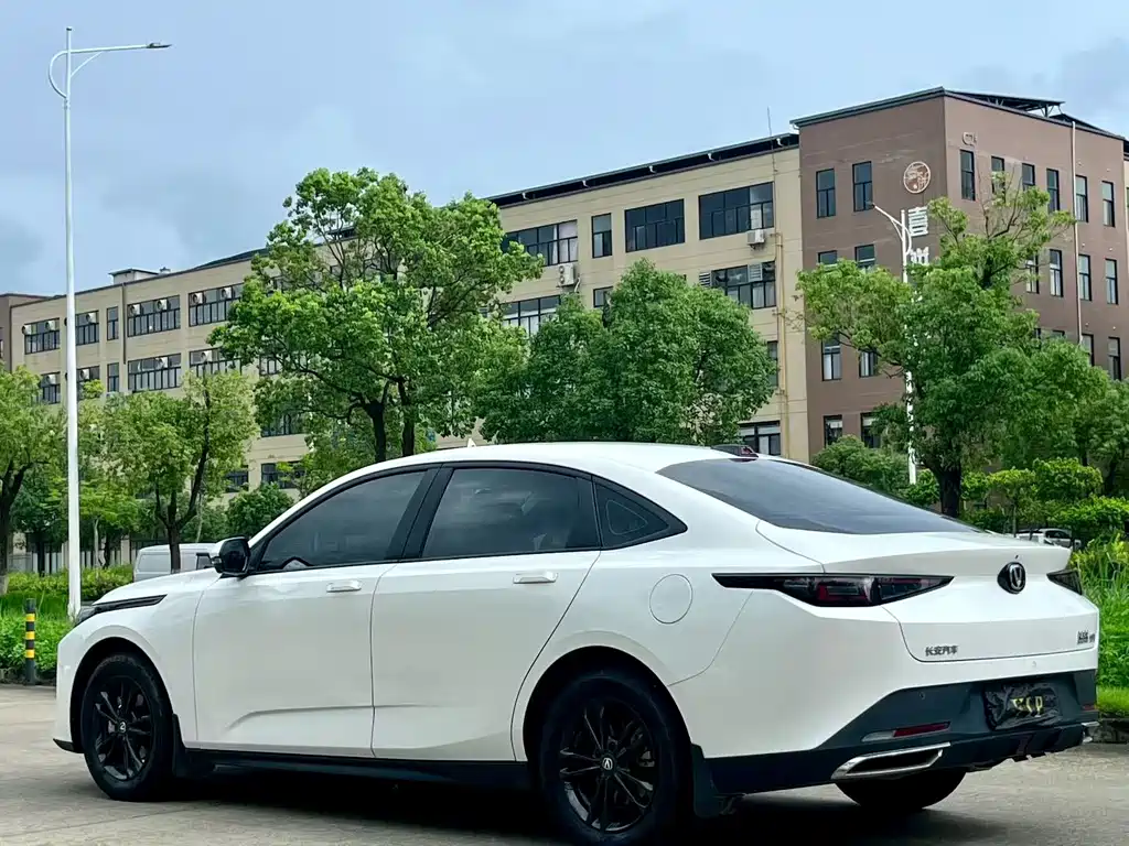 Changan Yida — миниатюра 7