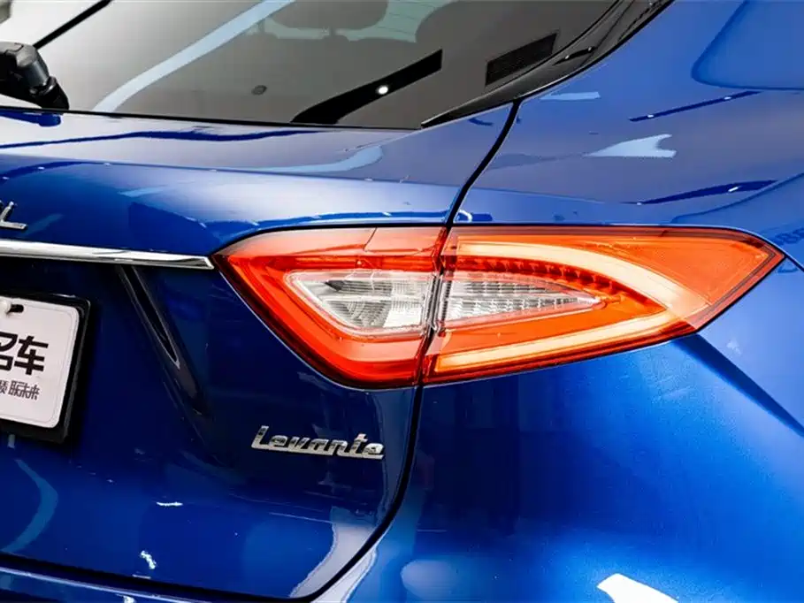 MASERATI LEVANTE