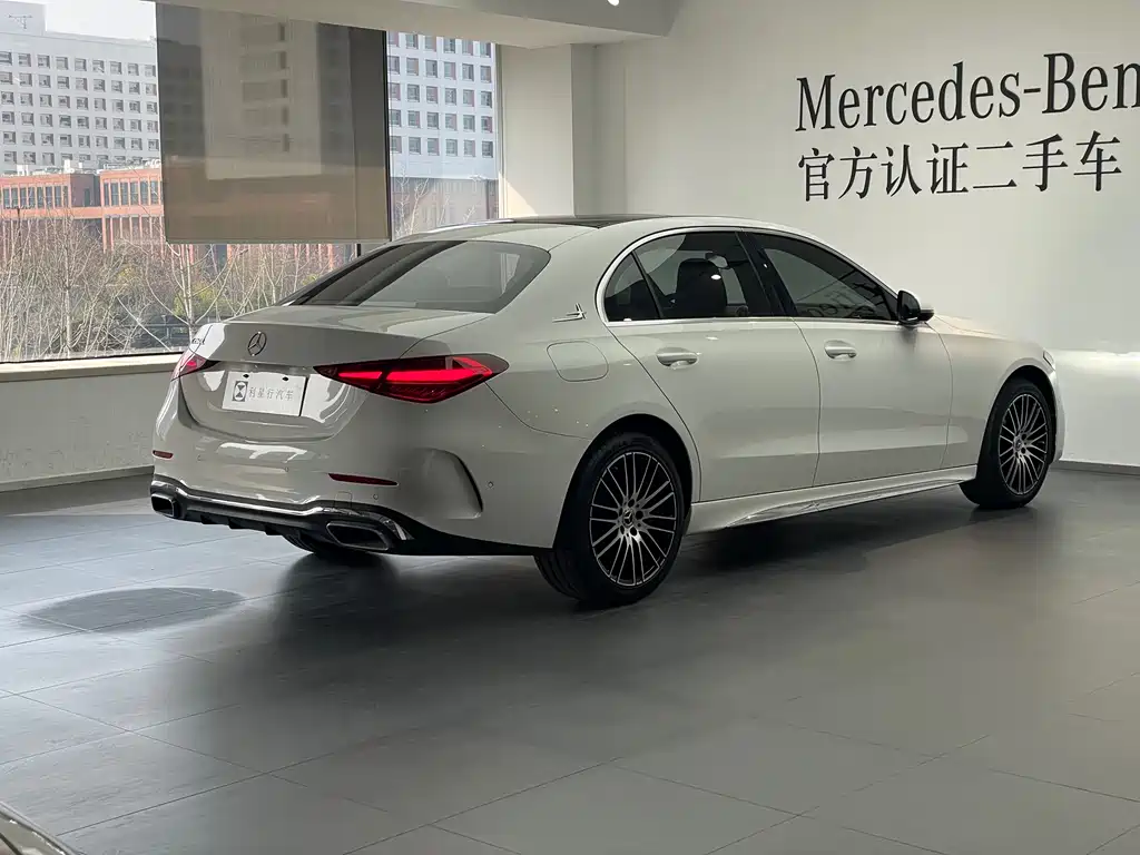 MERCEDES-BENZ C CLASS