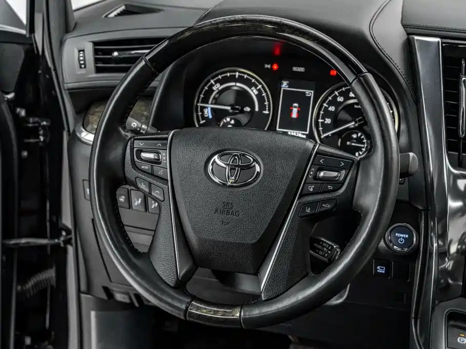 Toyota Vellfire — миниатюра 35
