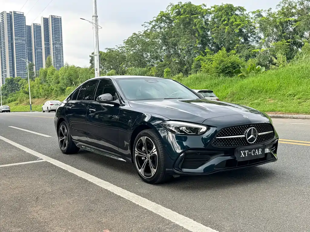 Mercedes-Benz C-Class — миниатюра 3
