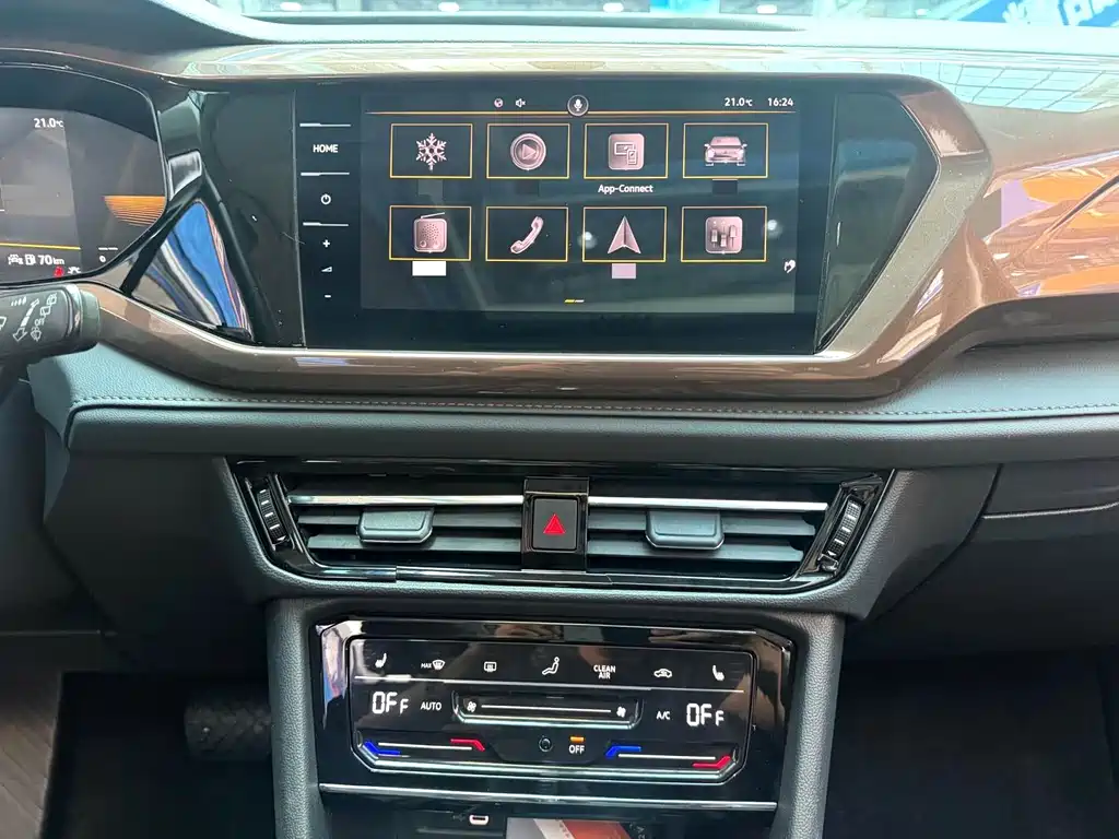 Volkswagen Tharu — миниатюра 13