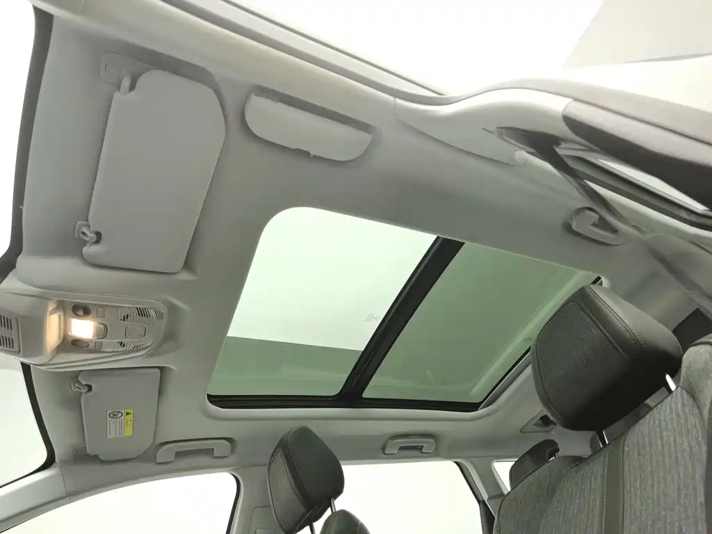 Peugeot 5008 — миниатюра 14