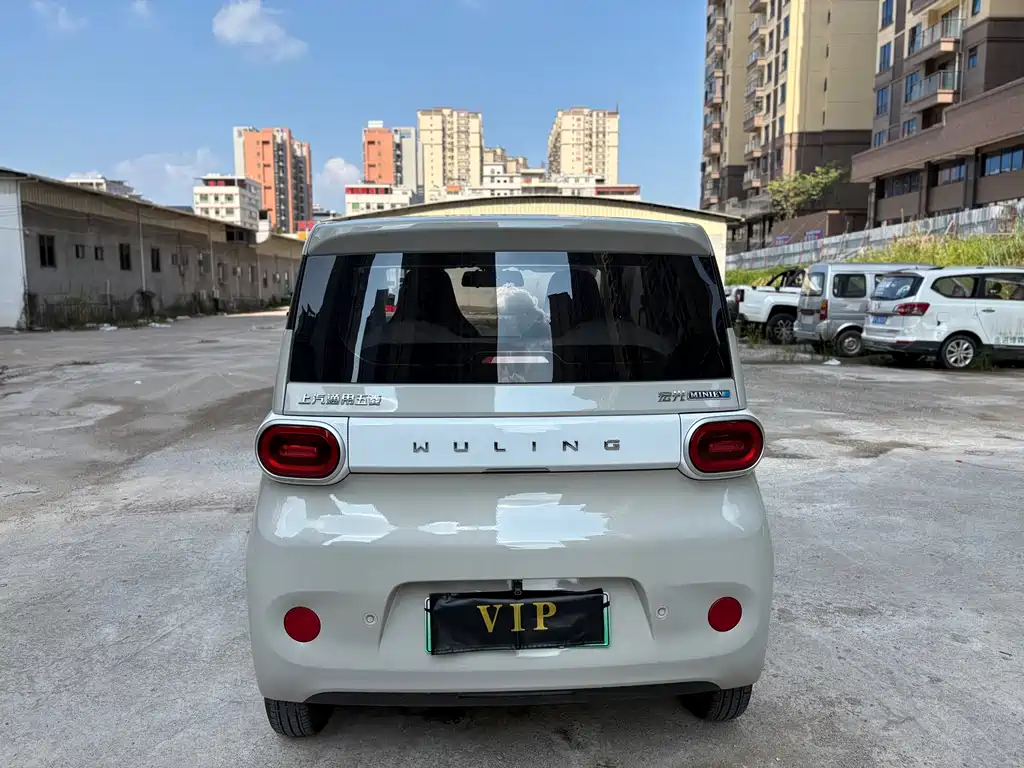 Wuling MINIEV — миниатюра 5
