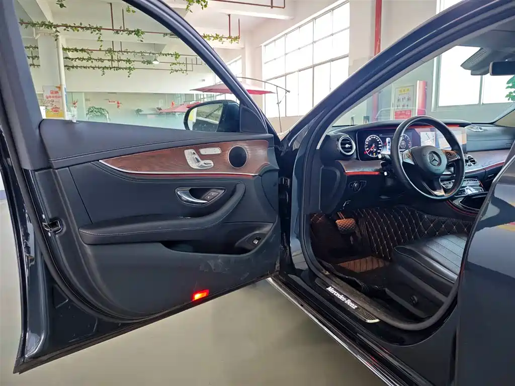 Mercedes-Benz E-Class E 2016 E 300 L Luxury