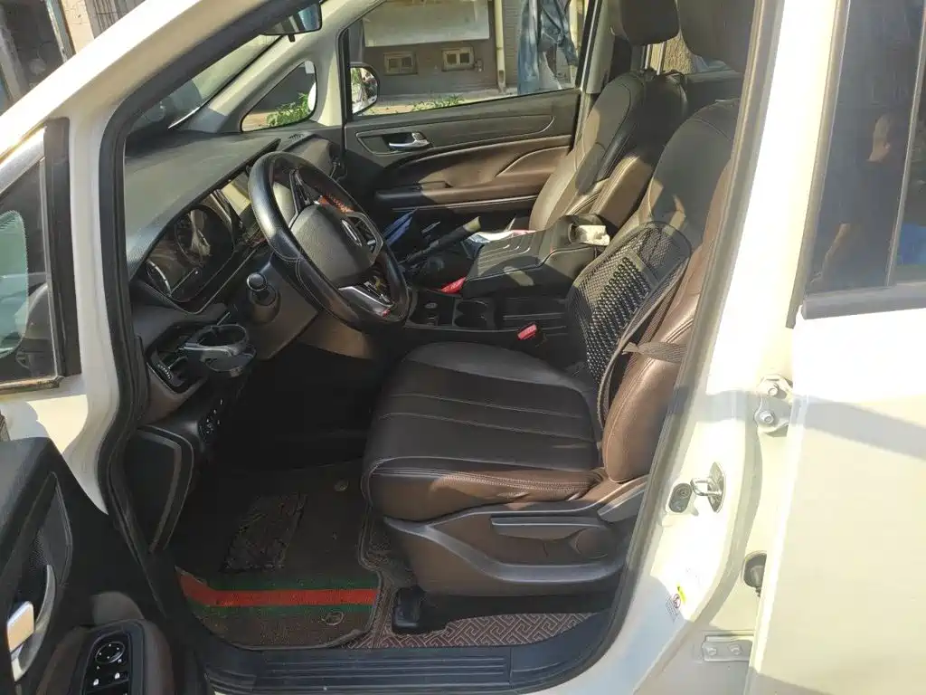 GAC Motor Trumpchi M6 — миниатюра 16