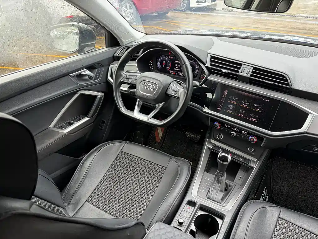 Audi Q3 — миниатюра 16