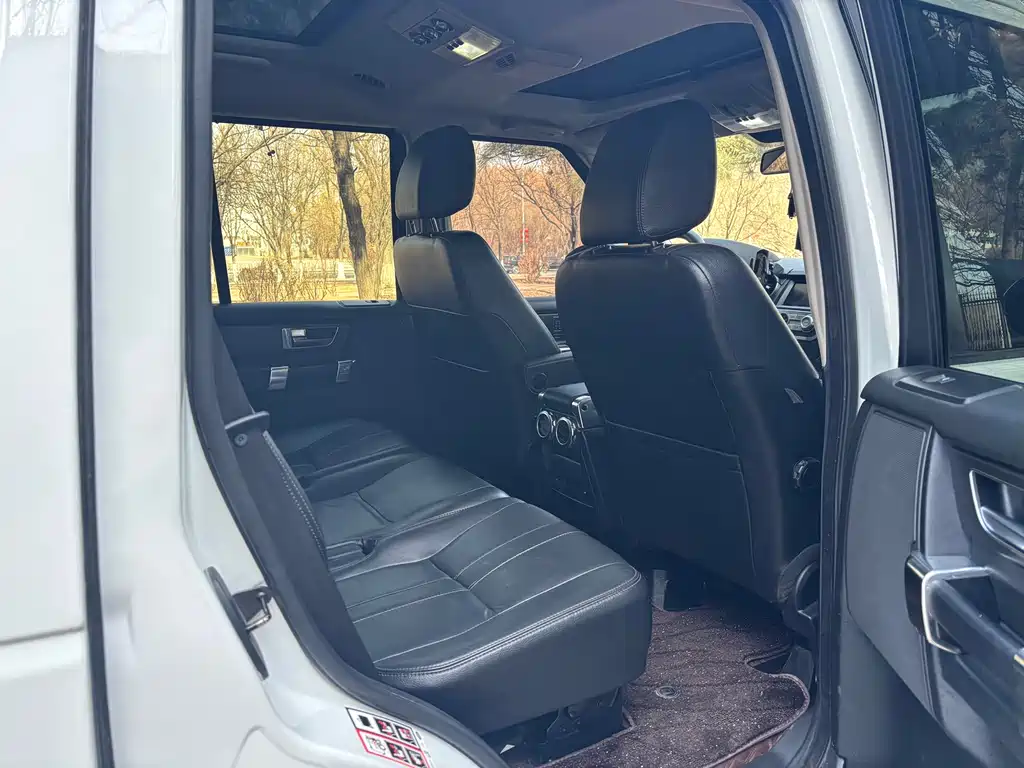 Land Rover Discovery 2015 3.0 SDV6 HSE