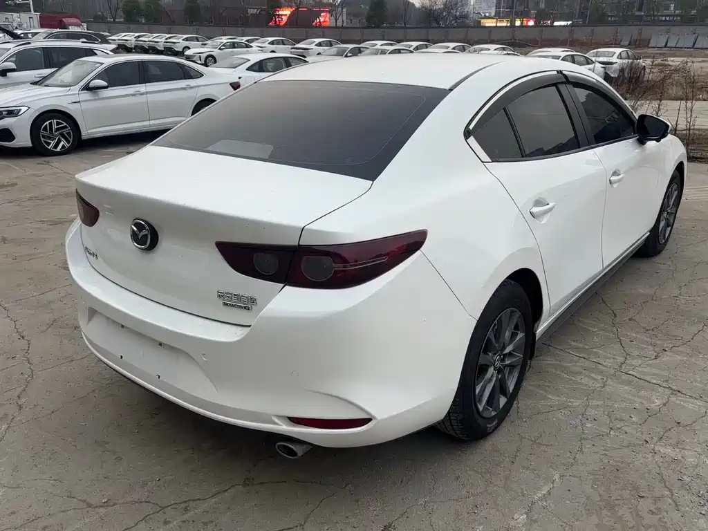 MAZDA 3 ANGKESAILA