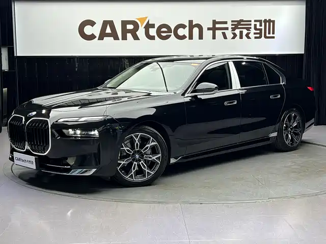 BMW 7 SERIES