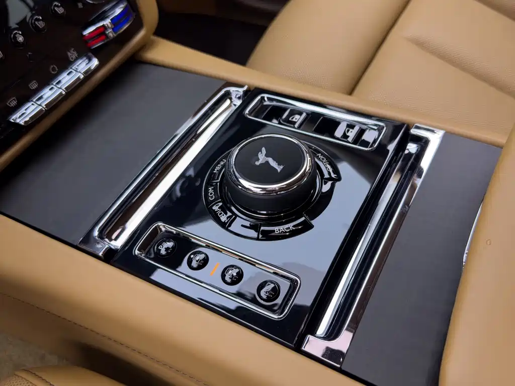 Rolls-Royce Ghost — миниатюра 25